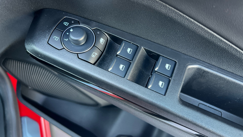 Ford Puma 1.0 EcoBoost Hybrid mHEV ST-Line X 5dr Petrol Hatchback